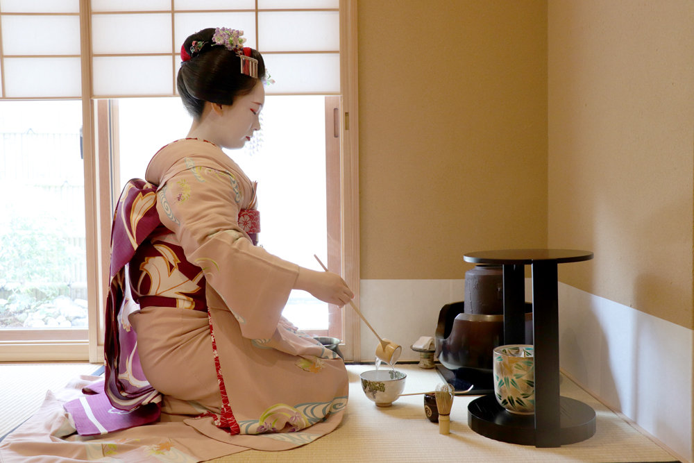 11-Tea-ceremony-experience-maiko